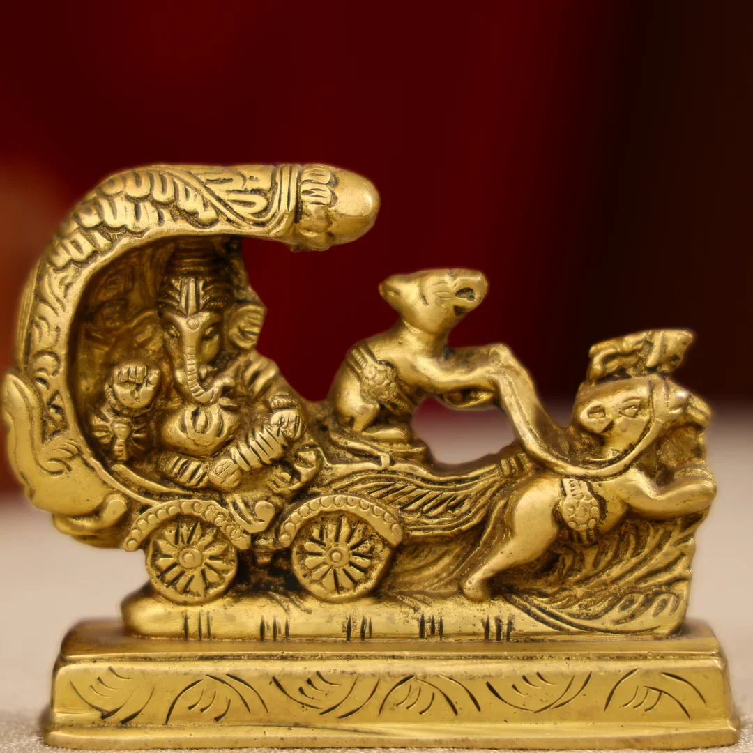 2.75" Lord Ganesha With Mouse Riding on Rath Table Decor - Image 2
