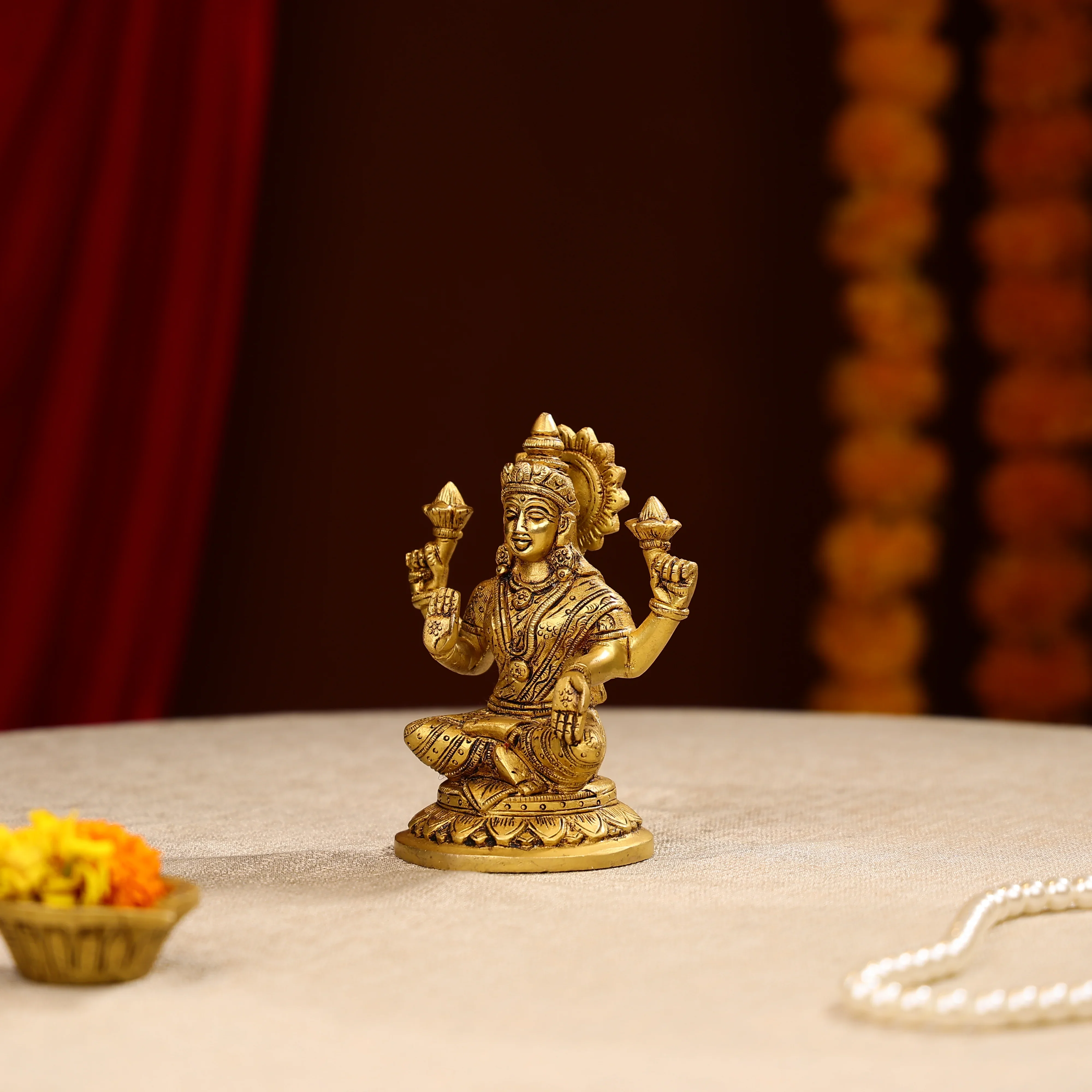 Brass Goddess Lakshmi Idol - Image 2