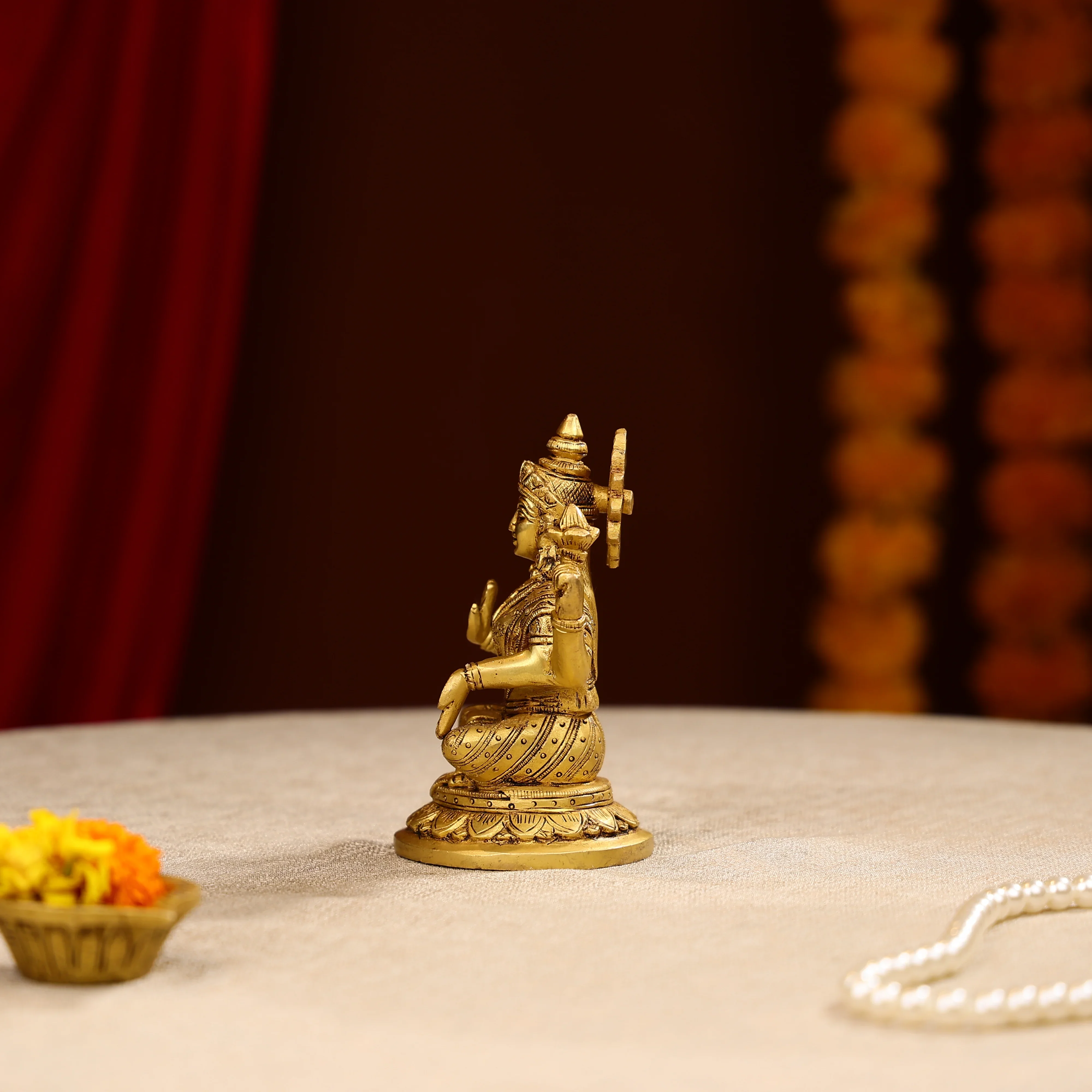 Brass Goddess Lakshmi Idol - Image 3