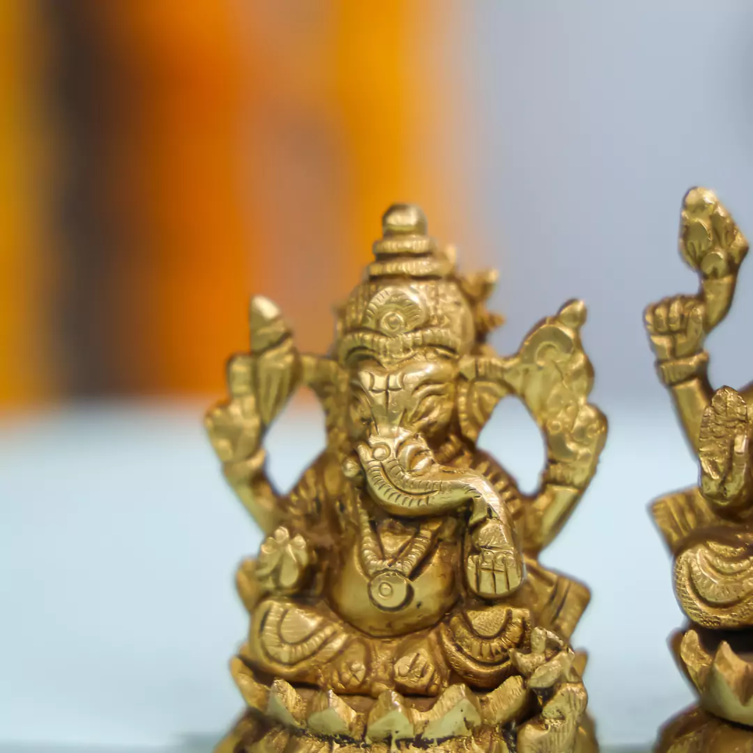 3.5" Brass Lord Ganesha & Laxmi Idol Pair Seated On Lotus Flower - Image 4