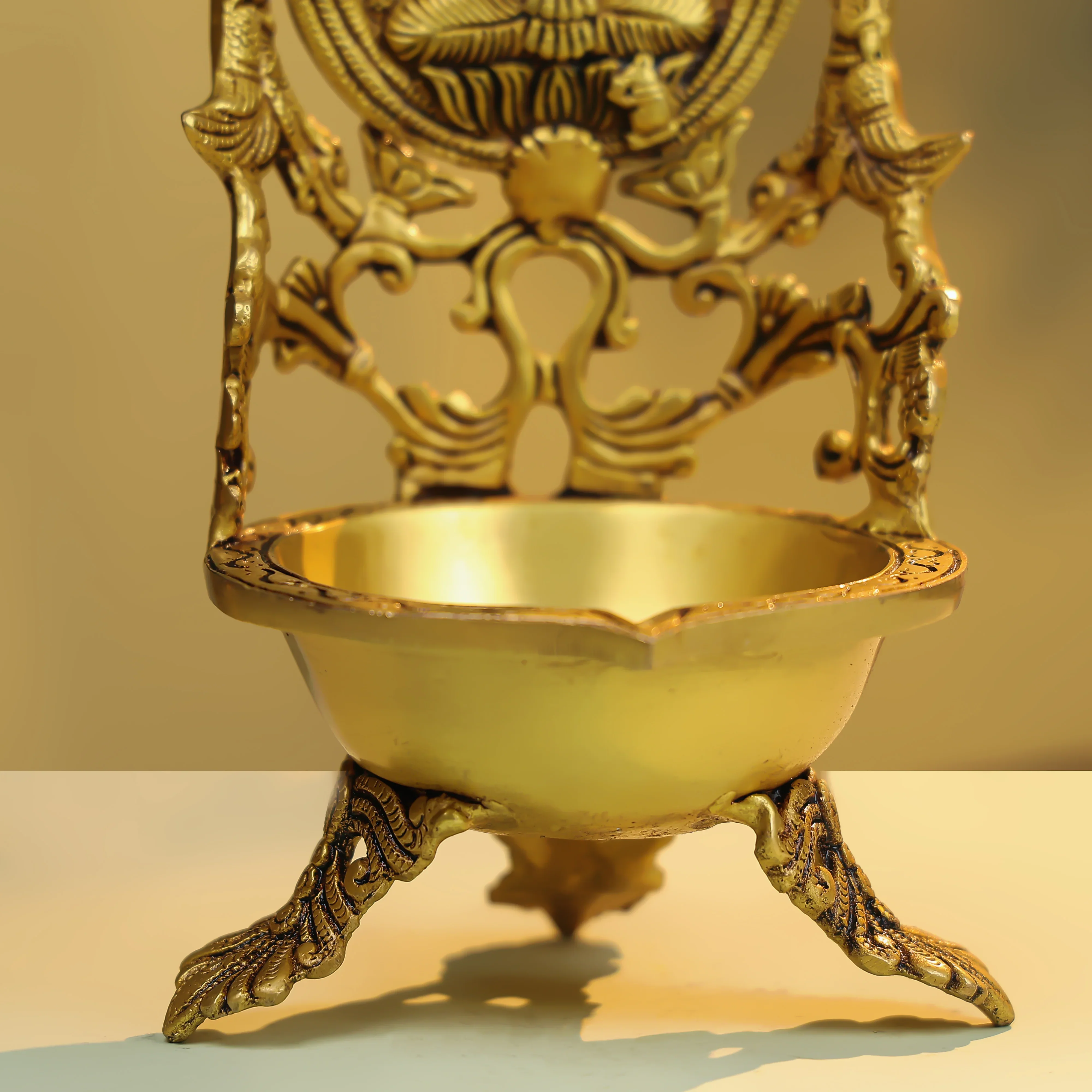 5.5" Brass Lord Ganesha Diya - Large - Image 3