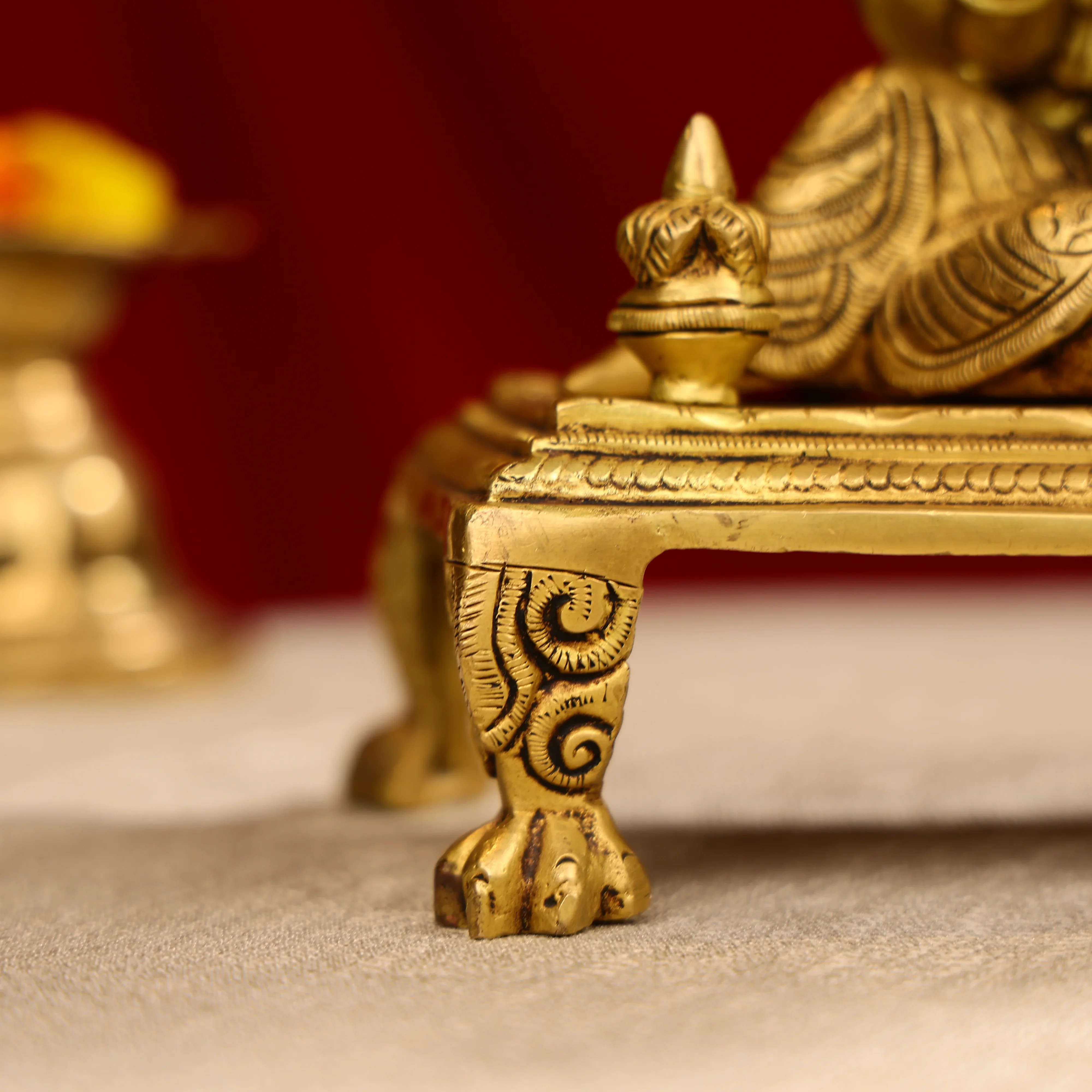 9" Brass Super Fine Blessing Lord Ganesha Resting On Sofa - Image 8