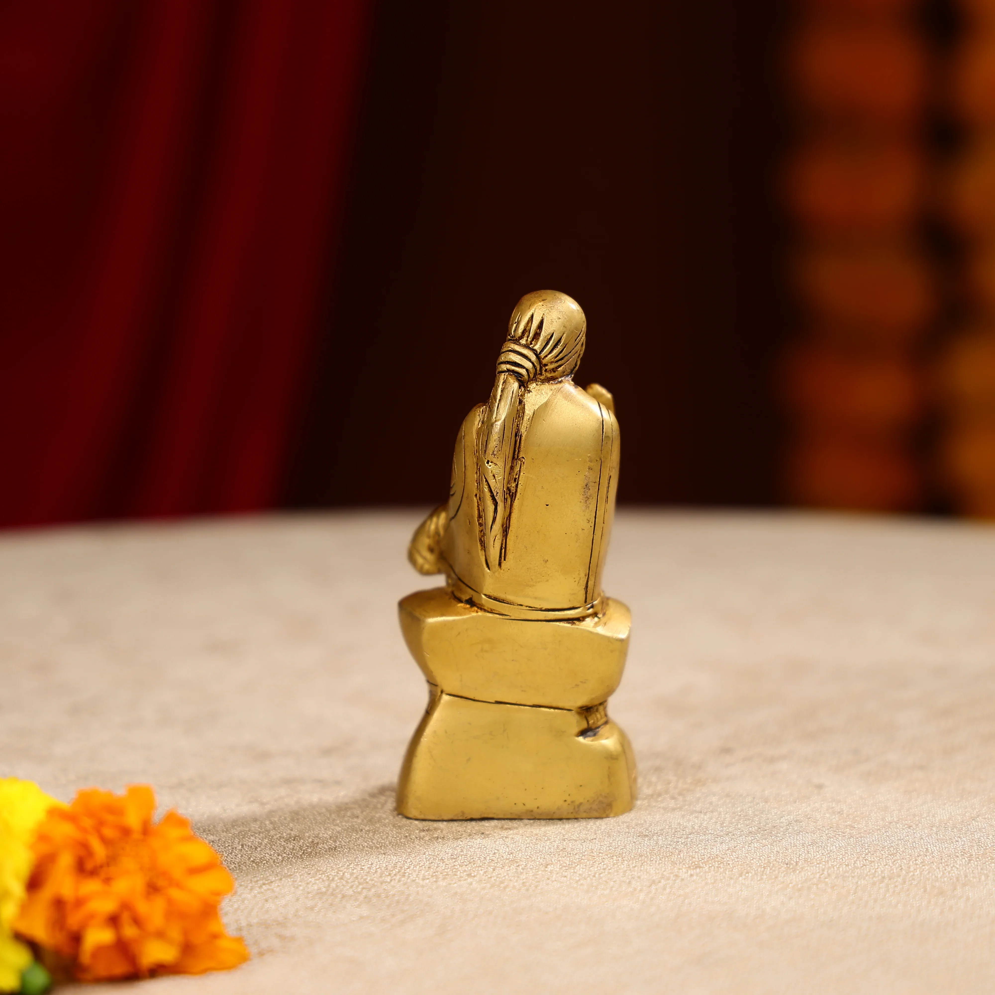 4.5" Brass Lord Sai Baba Idol Seated On Pedestal - Image 5