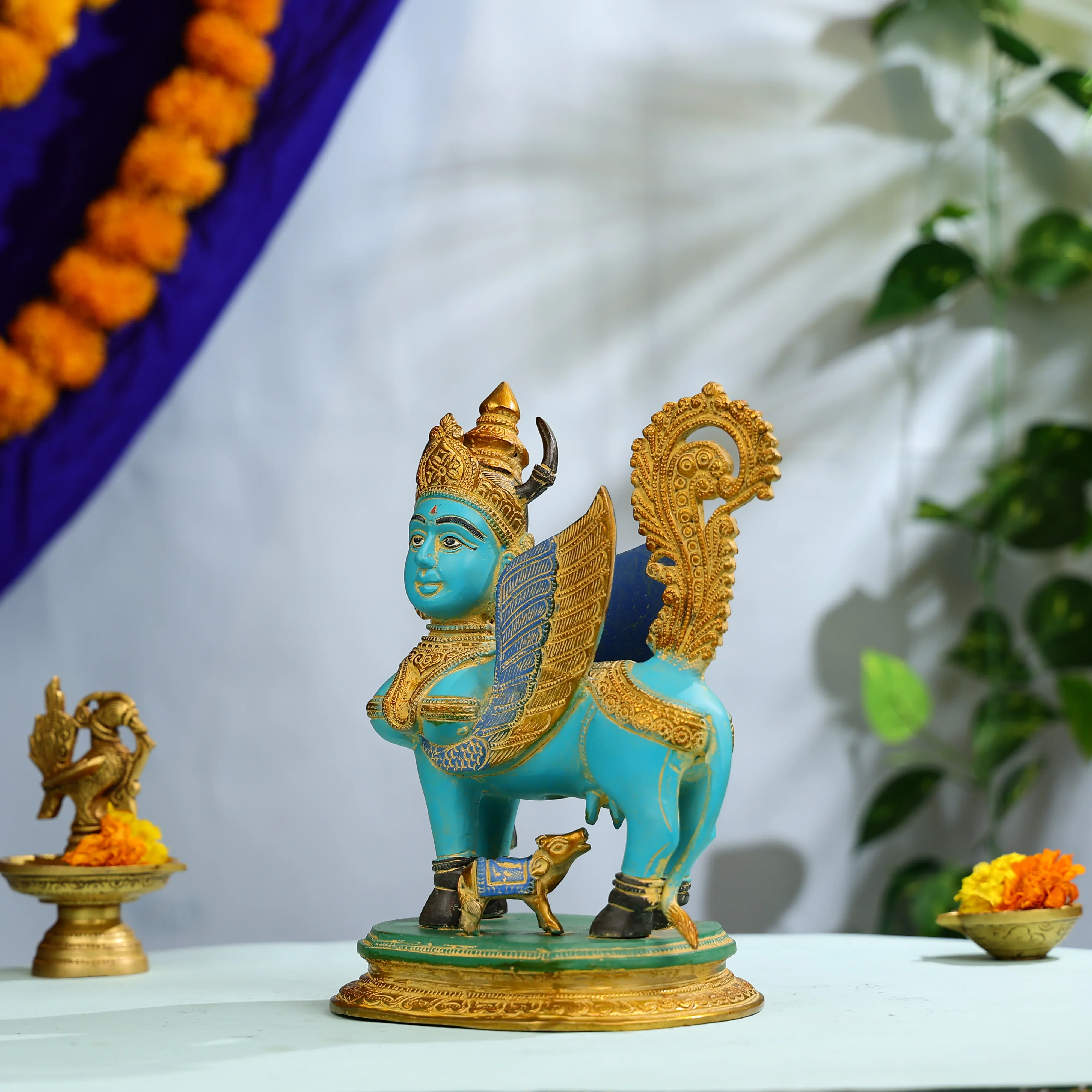 Brass Mata Kamdhenu Cow With Calf Statue - Image 2