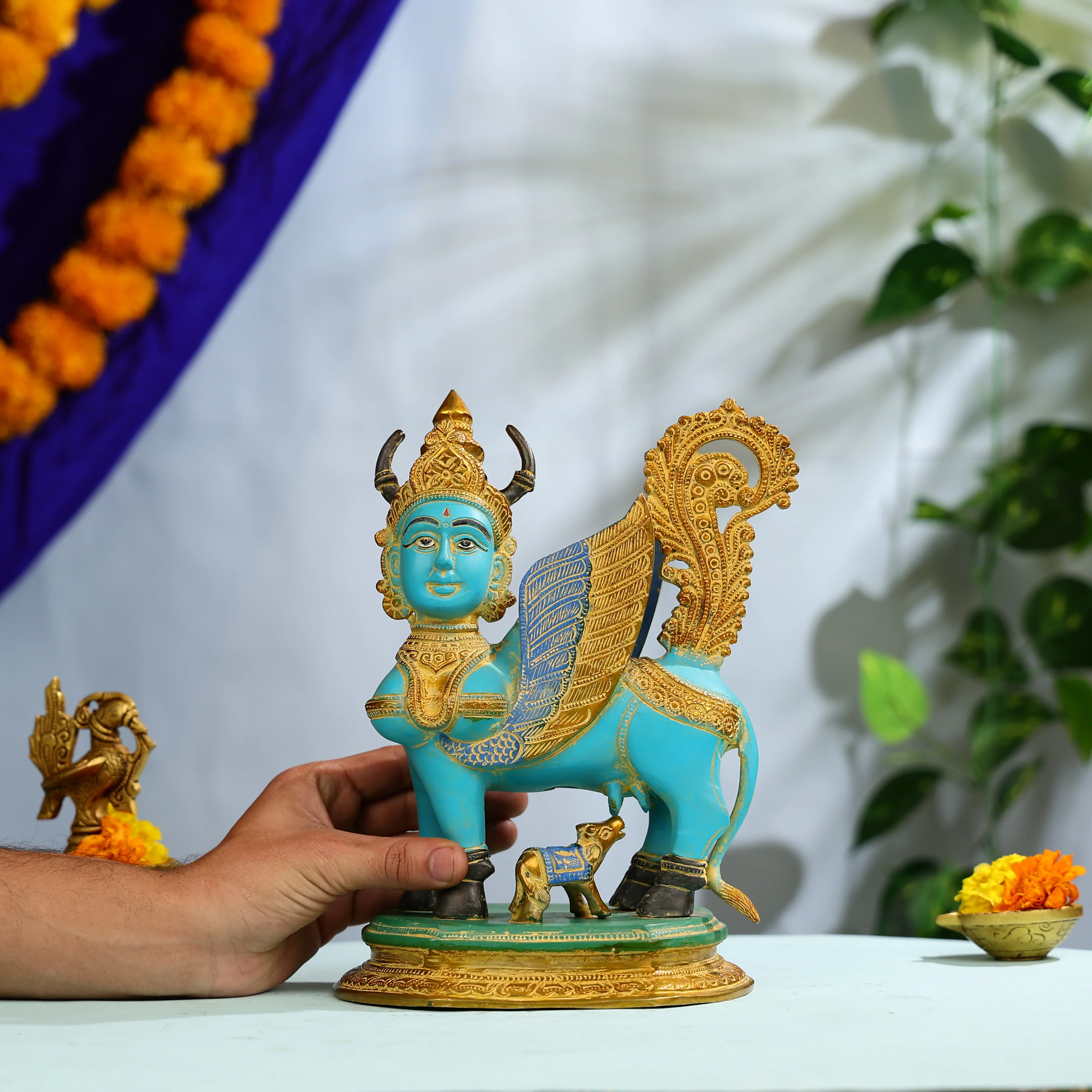 Brass Mata Kamdhenu Cow With Calf Statue - Image 6