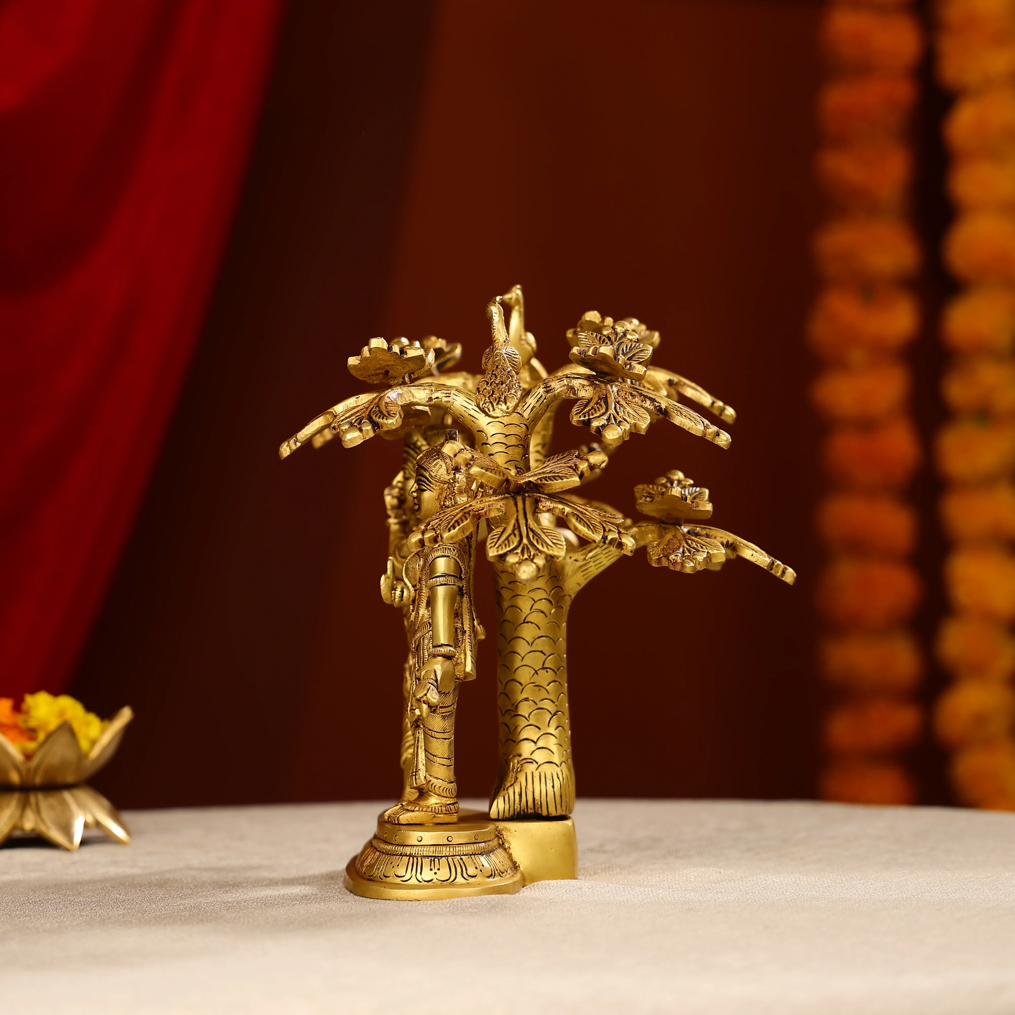 9.5" Brass Radha Krishna Idol Under Tree With Seated Peacocks - Image 4