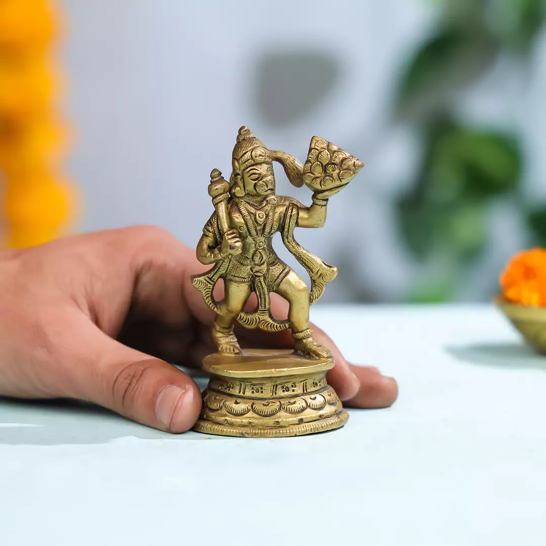 4" Brass Superfine Lord Hanuman Idol Carrying Sanjeevani On Oval Base - Image 4
