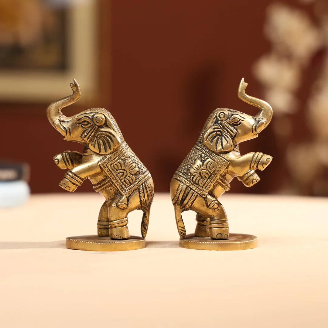 Brass Welcoming Elephant Pair With Base - Image 4