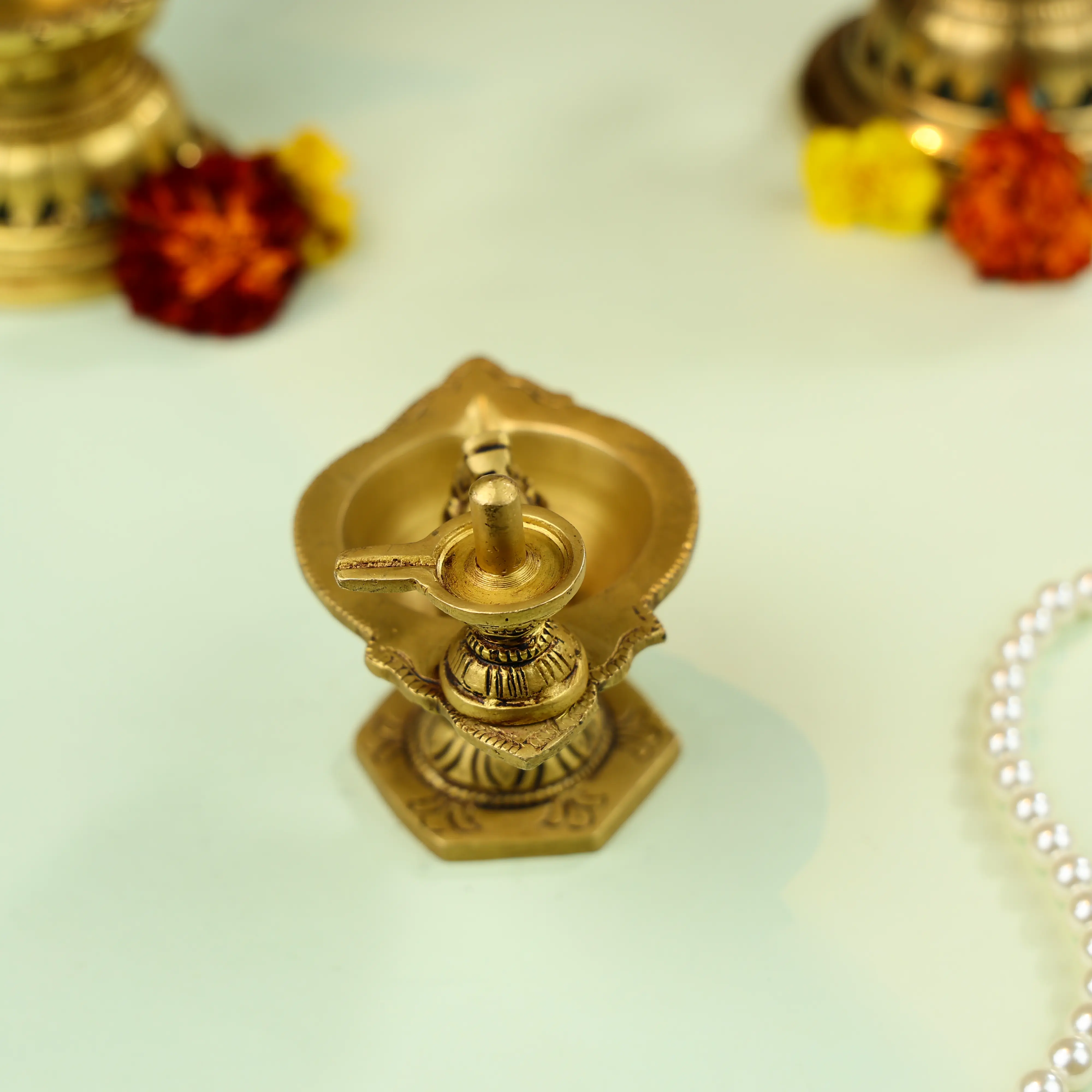 4" Hastha Kalalu Brass Nandi Shivling Diya - Image 4