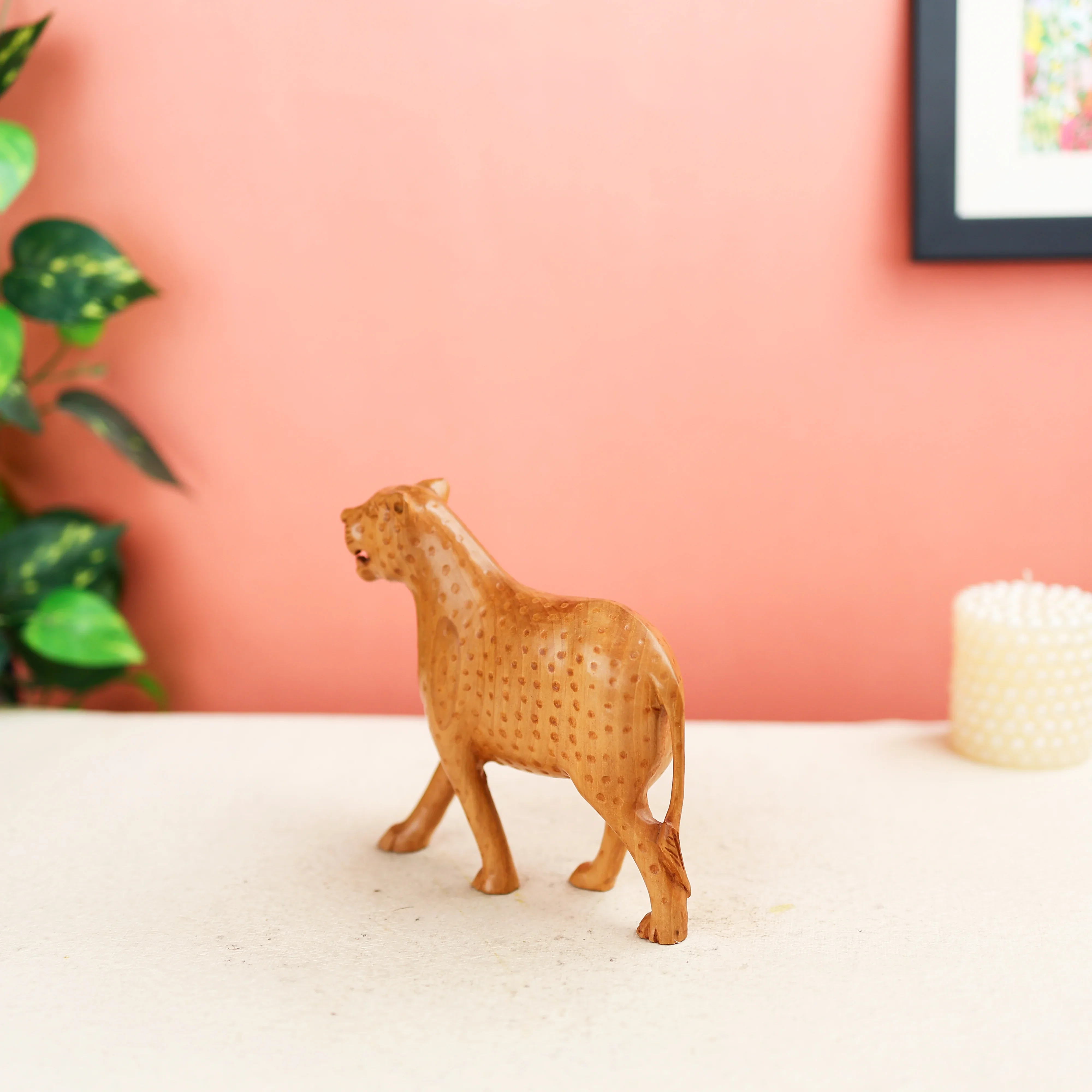 Kadam Wood Carved Leopard Table Decor - Image 2